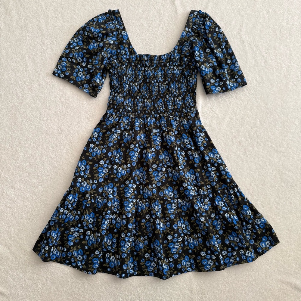 GAP Blue and Black Floral Smocked Mini Dress Small Tall